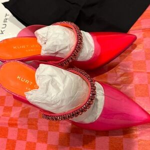 Brand new hot pink Kurt Geiger London heels - Size 38.5 / US 8